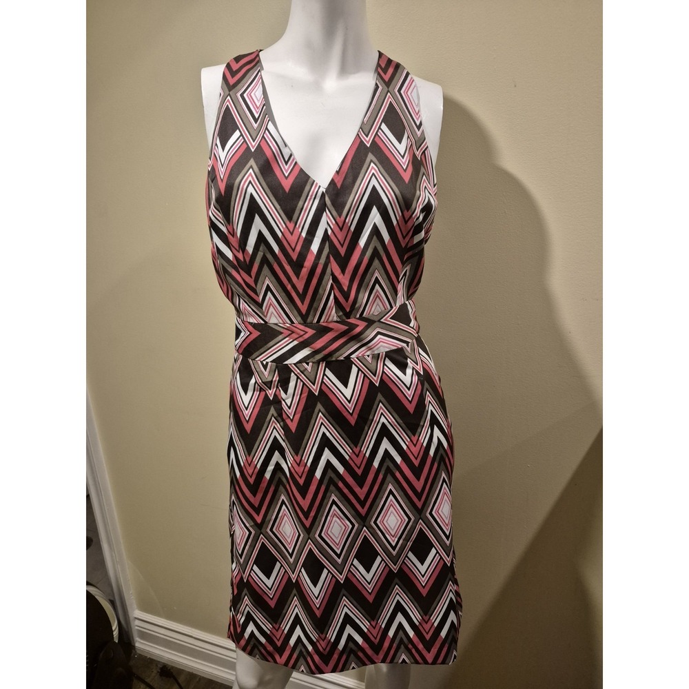 Banana Republic Empire Waist Dress Chevron Halter Sleeveless V Neck Size 4 EUC
